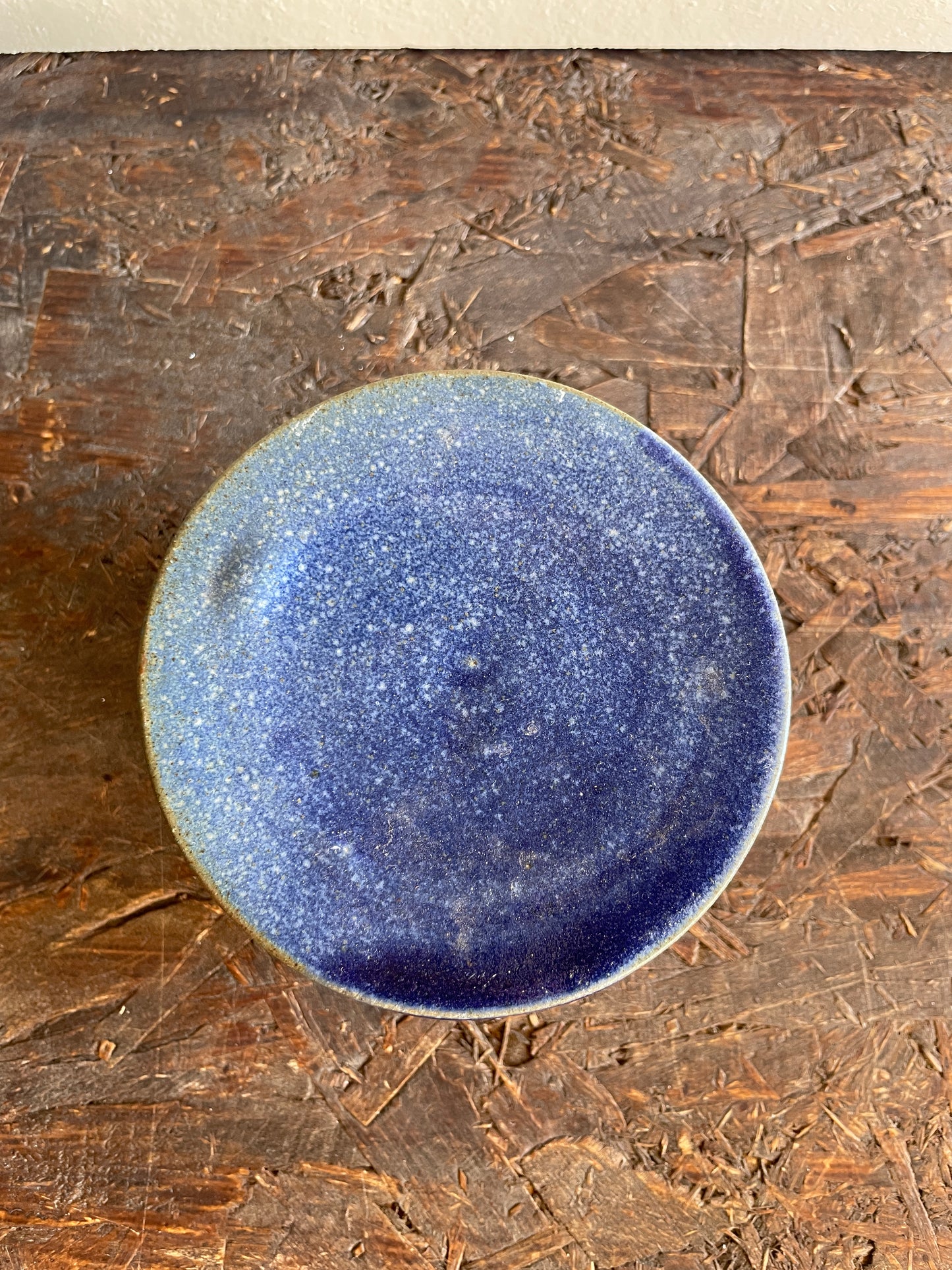 Zuccheriera Levante in blu, vestita a righe