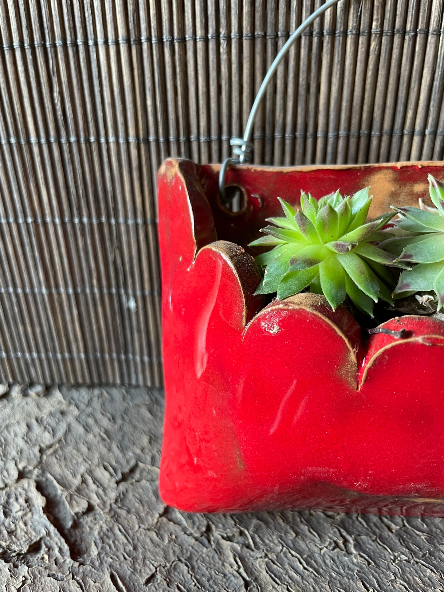 Taschina media rossa merlettata