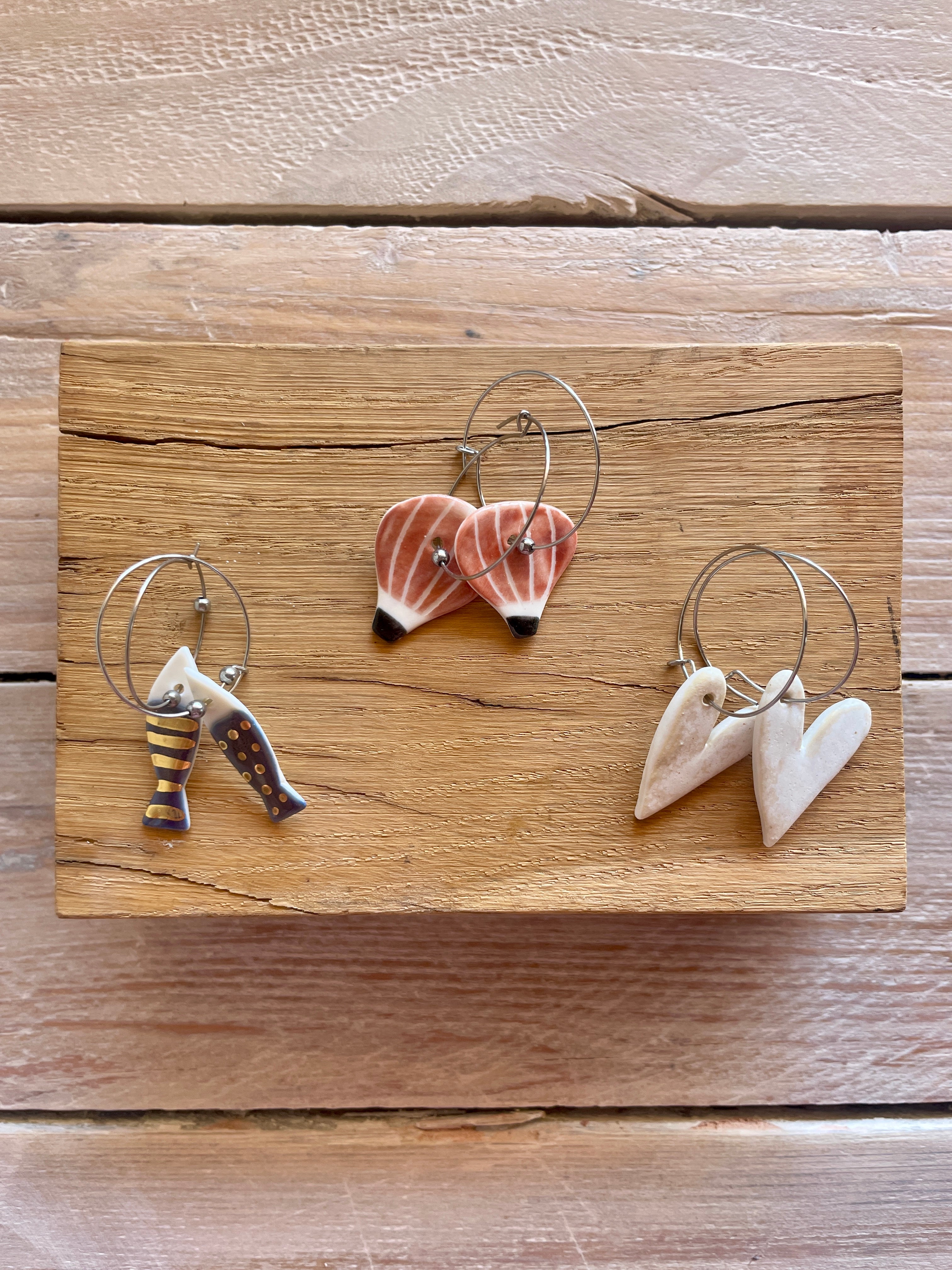 Eleganti orecchini pendenti con pesci Boho Eleganti orecchini pendenti con pesci Boho