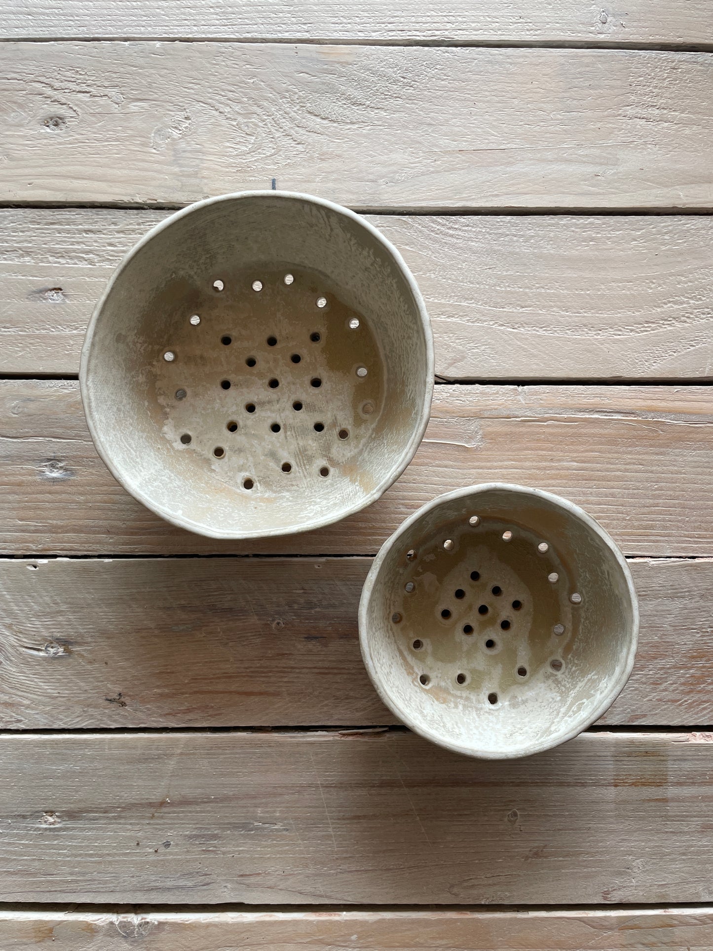 Coppia ciotole per piccoli frutti “berry bowl” in Grés