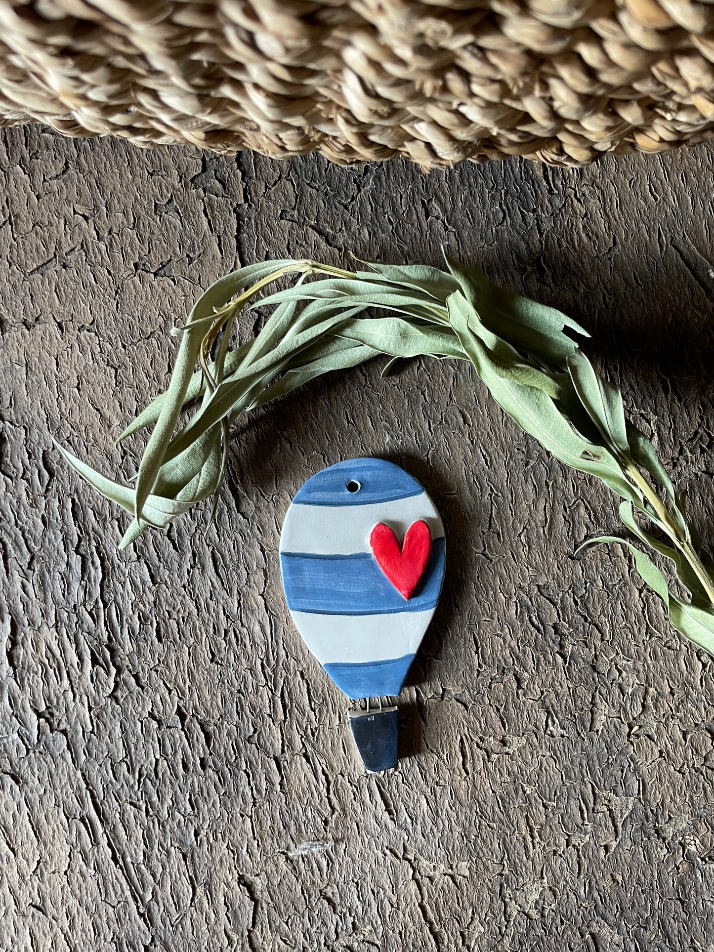 Mongolfiera piccola righe azzurre e cuore