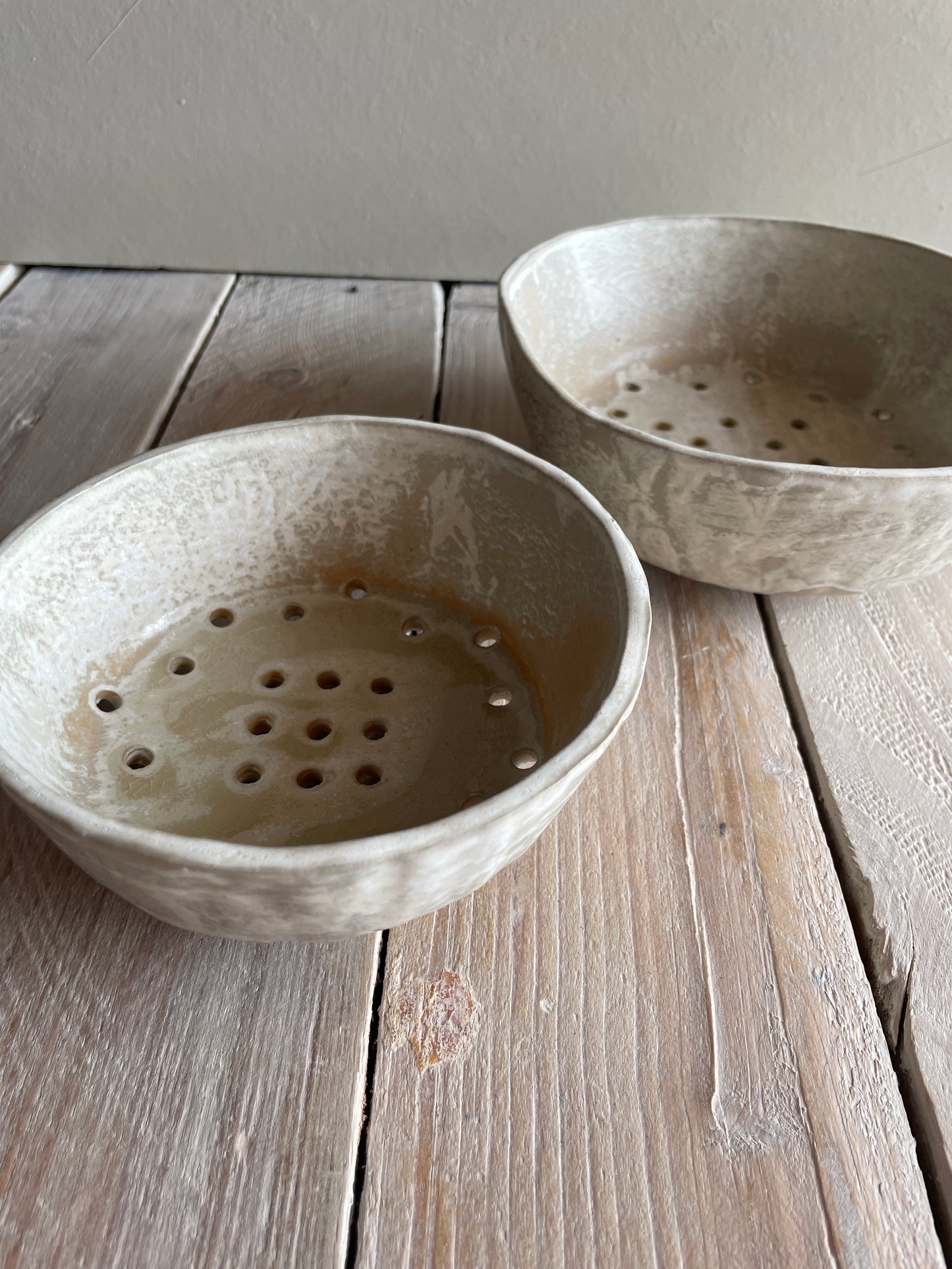 Coppia ciotole per piccoli frutti “berry bowl” in Grés