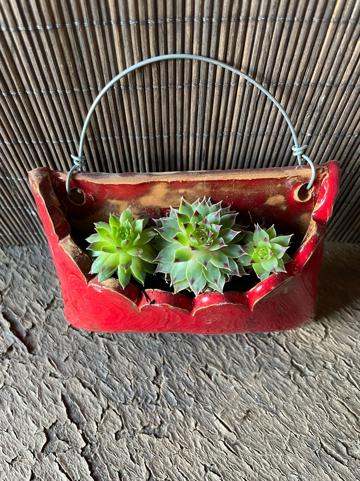 Taschina media rossa merlettata