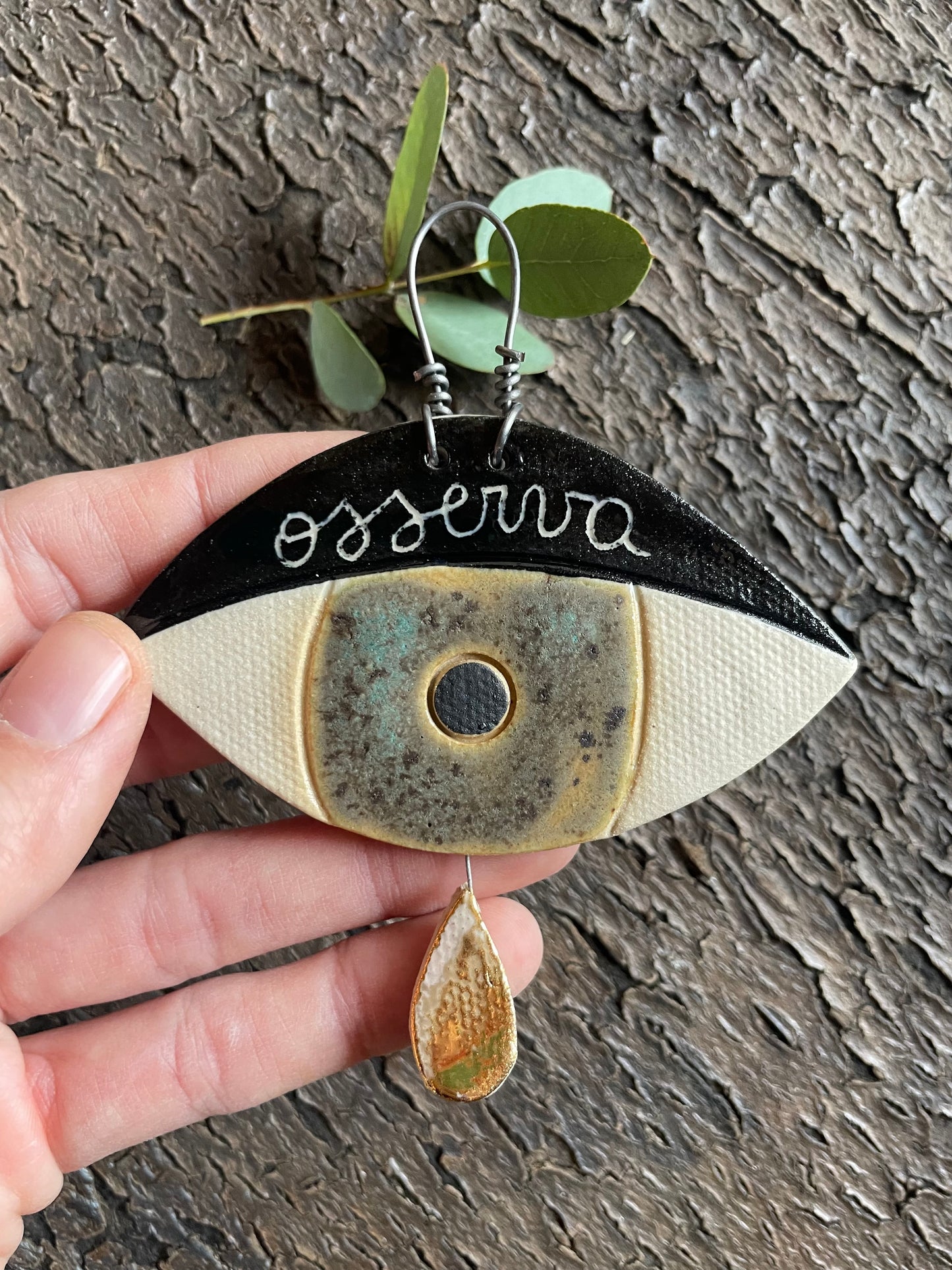 Occhio amuleto “osserva” verde