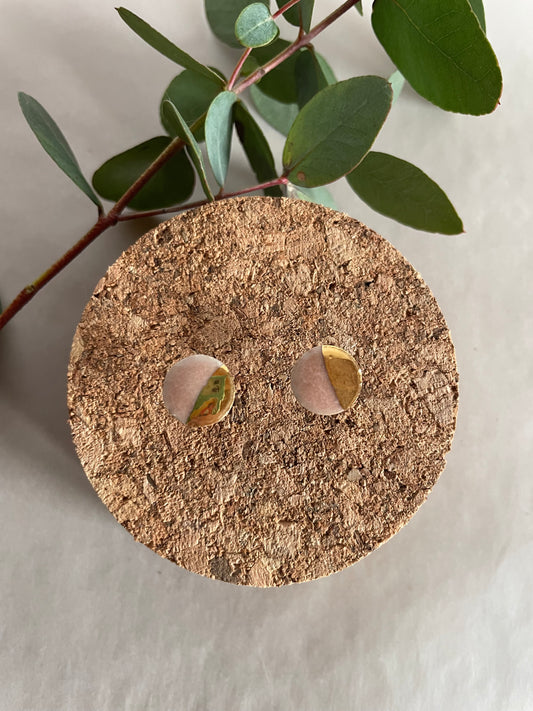 Orecchini Basic in gres, smalto rosa “mezzaluna oro” medi