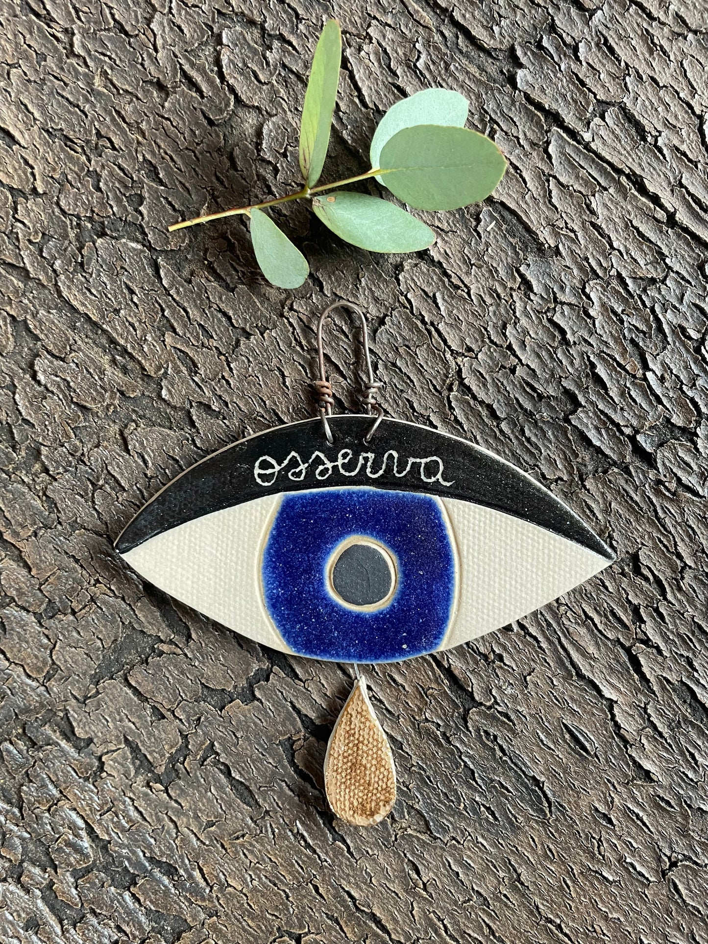 Occhio amuleto “osserva” blu