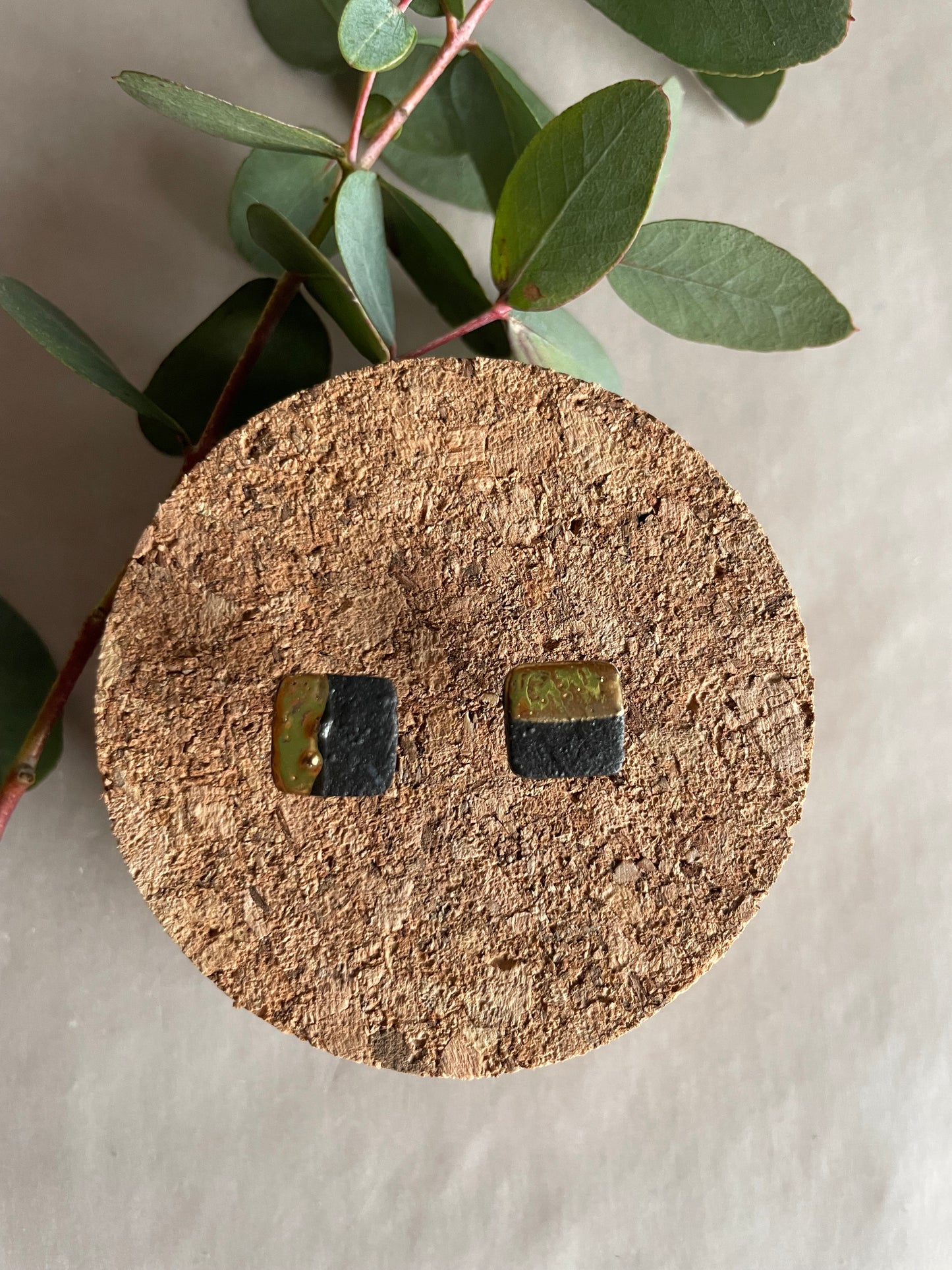 Orecchini “mezza luna” porcellana nera e oro(quadrati)