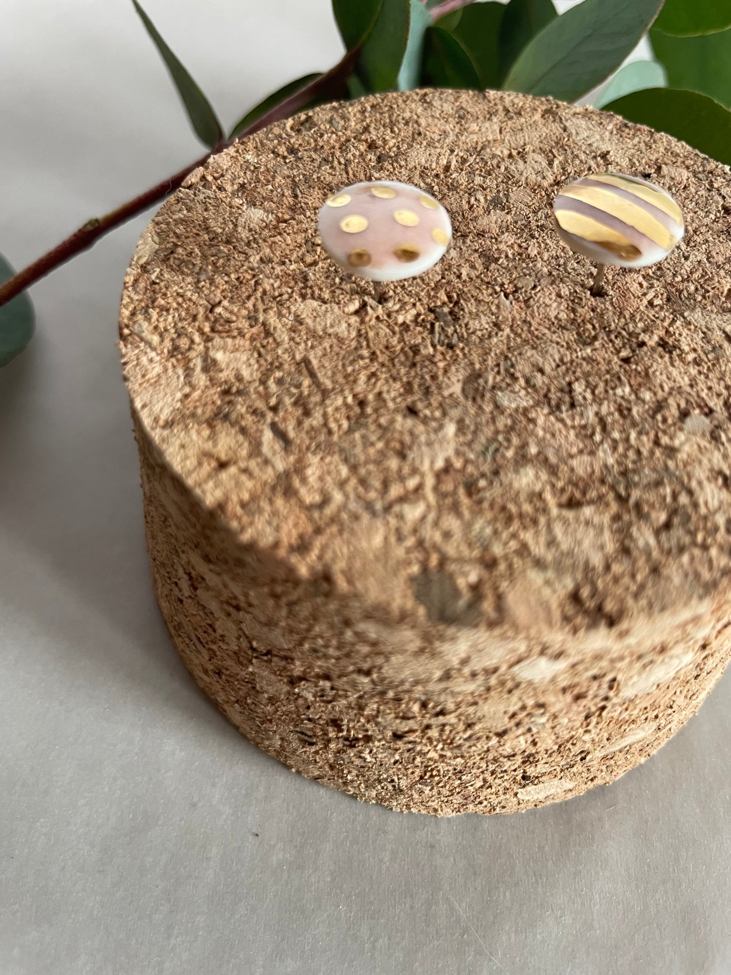 Orecchini porcellana, rosa e righe/pois oro(medi)