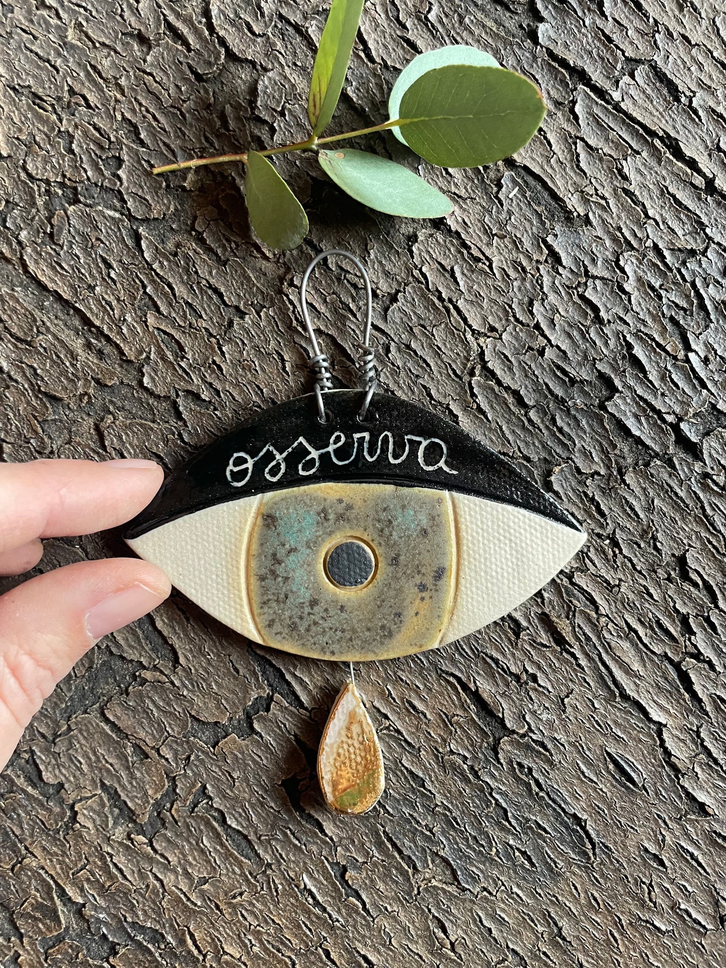 Occhio amuleto “osserva” verde