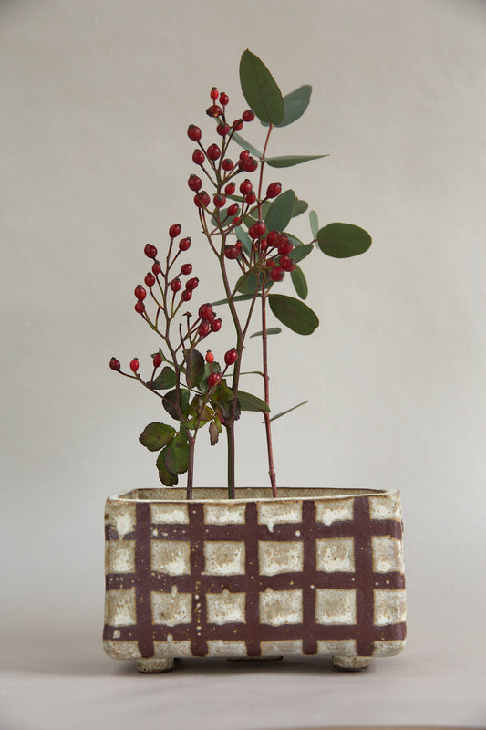 Vaso “Kura” per la composizione dei fiori, quadretti