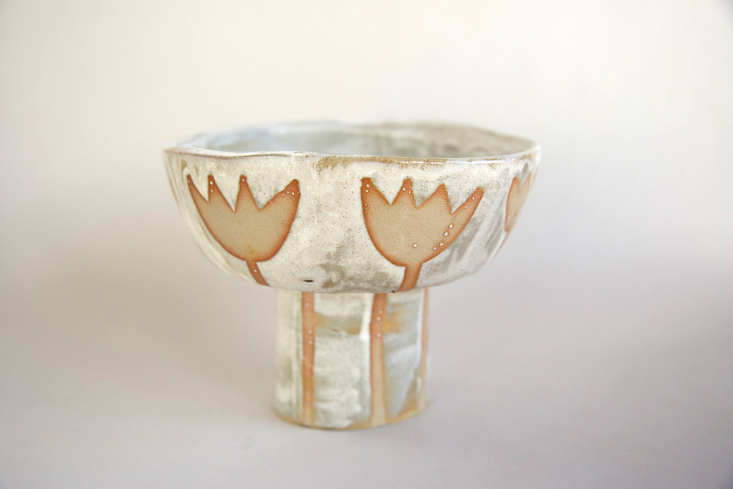 Alzata Levante media con tulipani