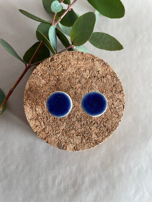 Orecchini basic porcellana e smalto blu oltremare(grandi)