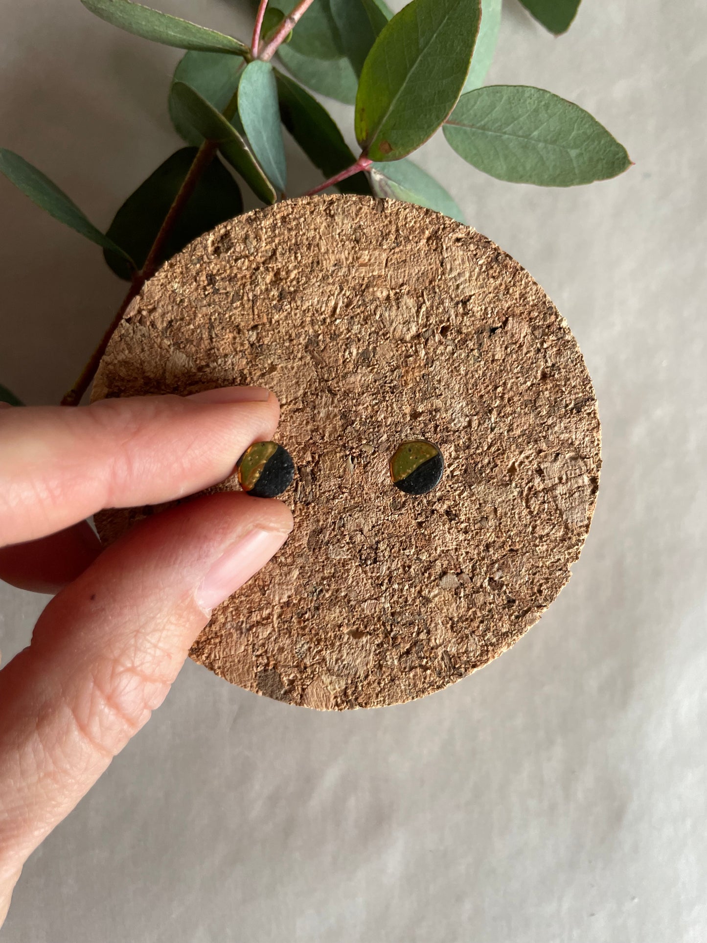 Orecchini “mezza luna” porcellana nera e oro(mini)