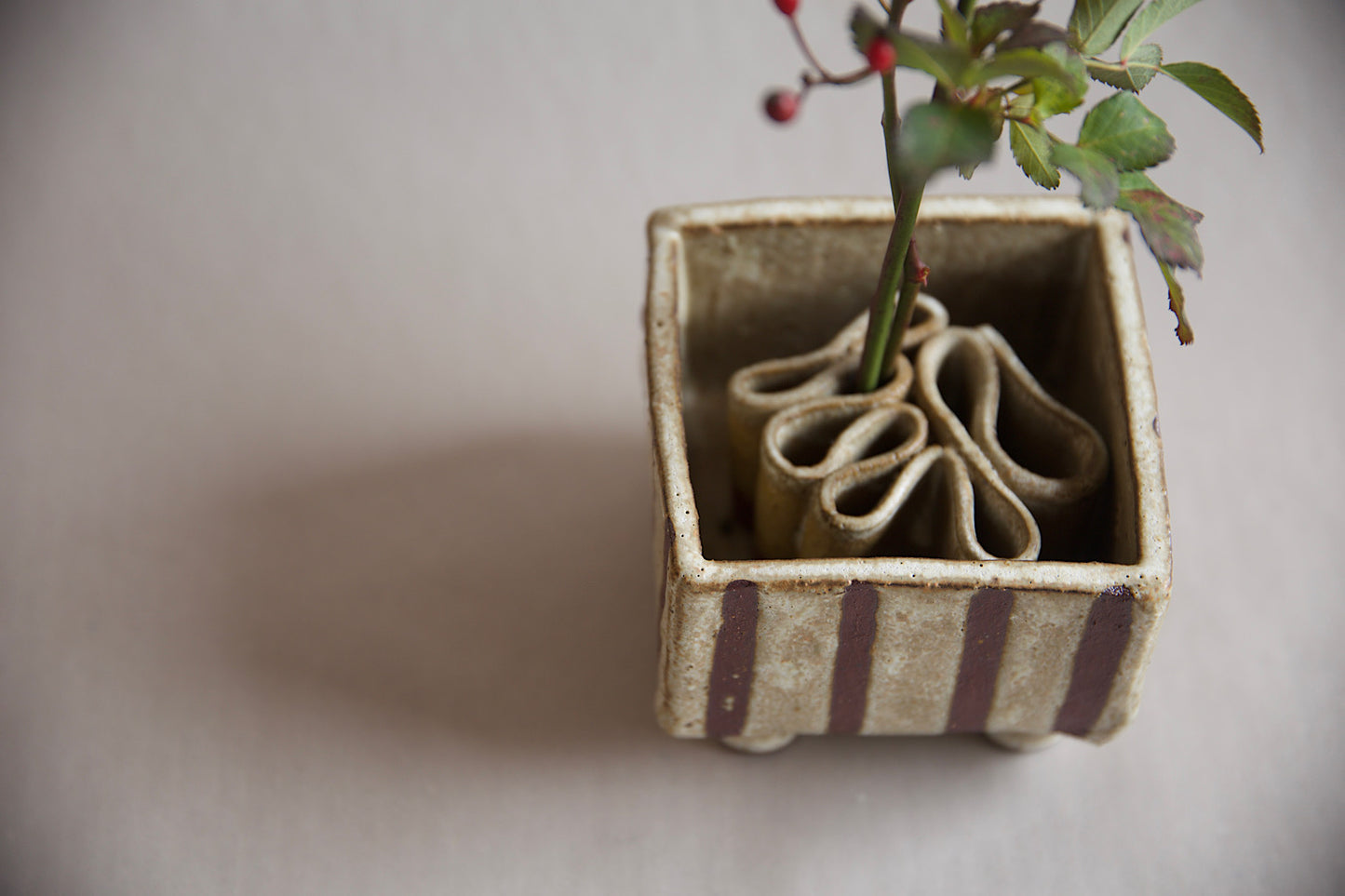 Vaso “Kura” per la composizione dei fiori